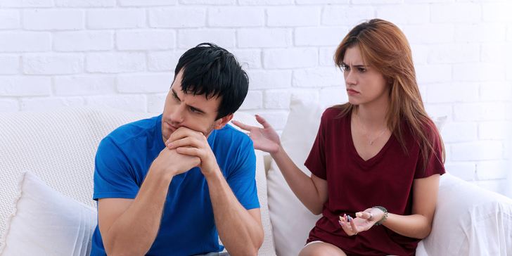 Ex Back Mistakes: 6 Things That Push Your Ex Away Forever